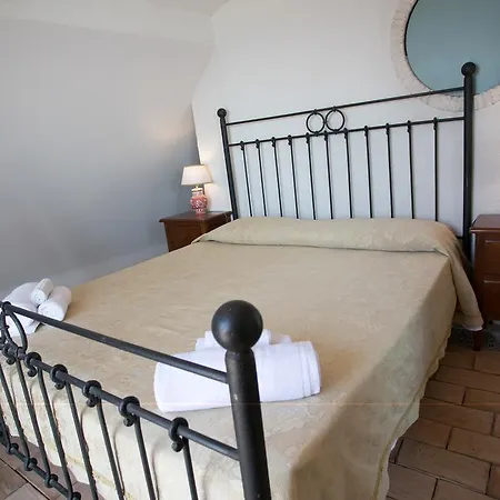 Santa Chiara Gæstehus Tropea