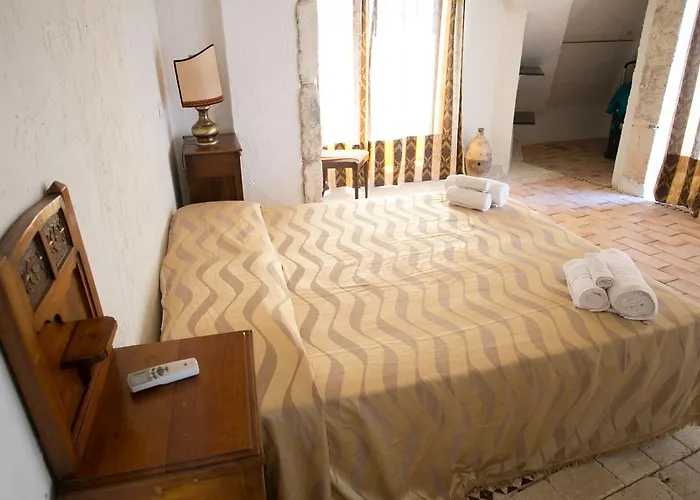 Santa Chiara Pensión *